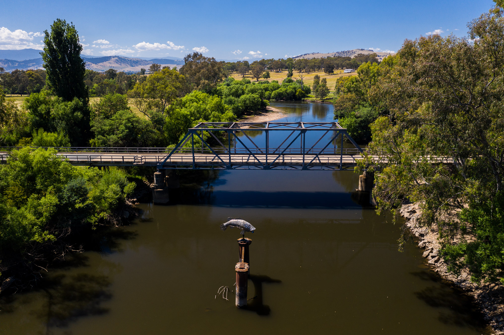 <img src="https://www.visittheundiscovered.com.au/wp-content/uploads/sites/71/GRR_LOGO_RGB_YELLOW-20_Crop.png" alt=“Great River Road Logo" width="280" />