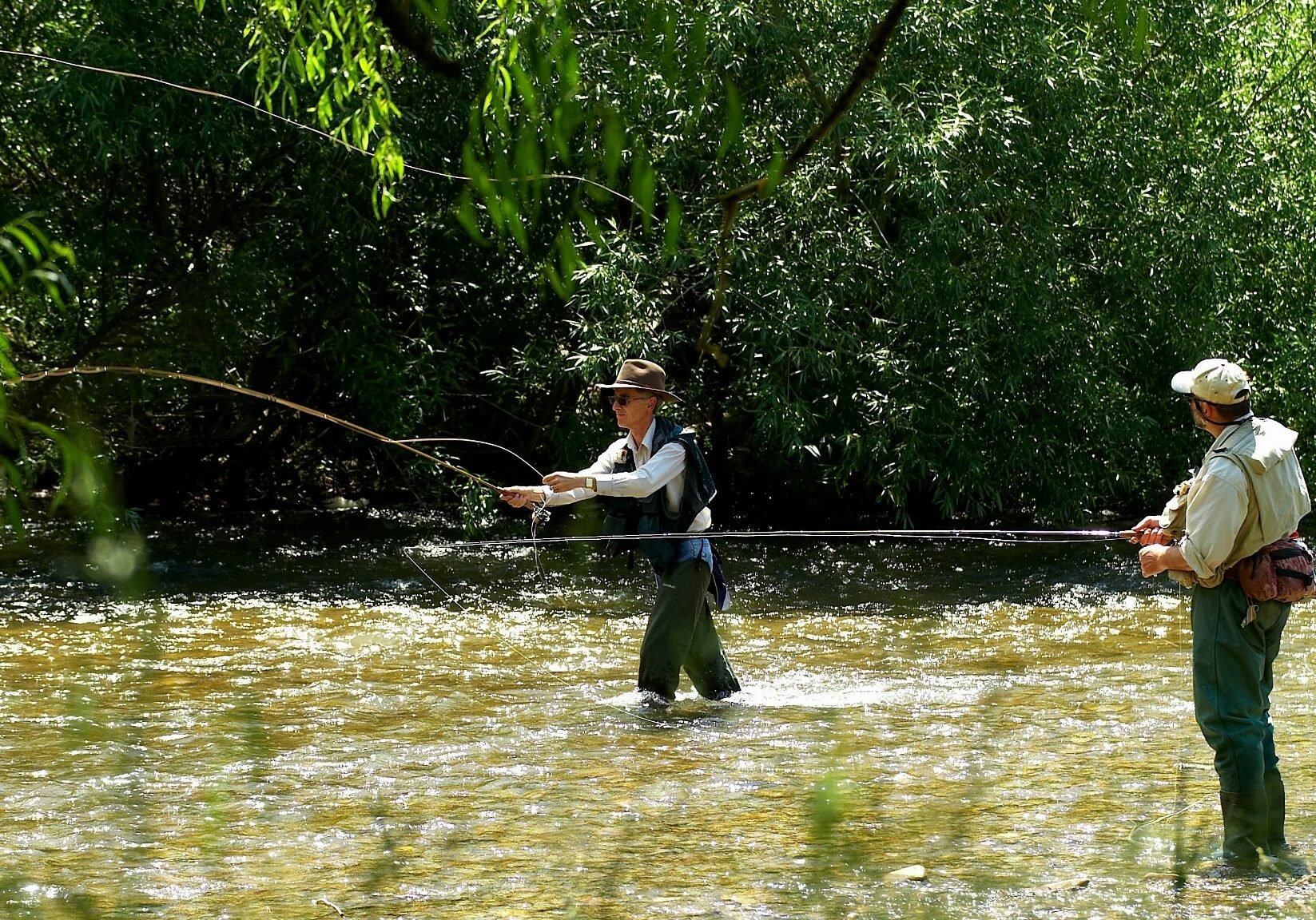 Activities-FlyFishing-NarielValley-16x9